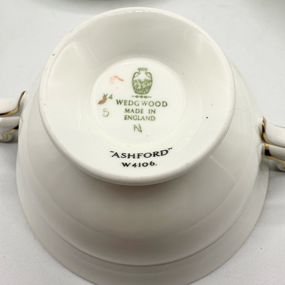 2 Wedgwood Cream Soup & Saucer sets. Vintage, made in England.1960s - Picture 5 of 13